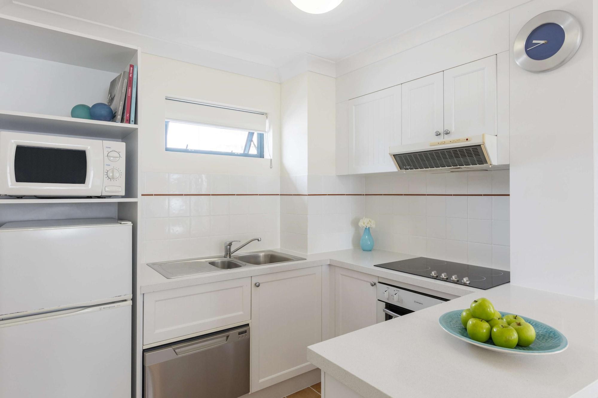 Oaks Gold Coast Calypso Plaza Suites ภายนอก รูปภาพ