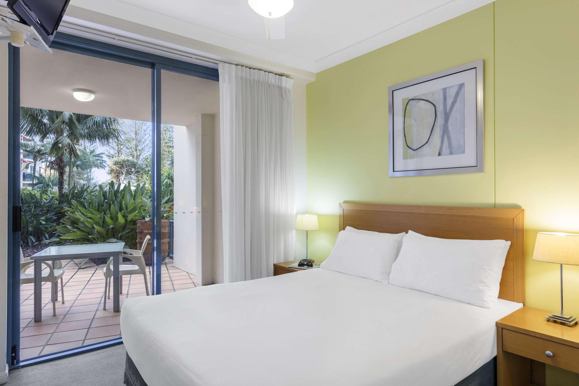 Oaks Gold Coast Calypso Plaza Suites ภายนอก รูปภาพ