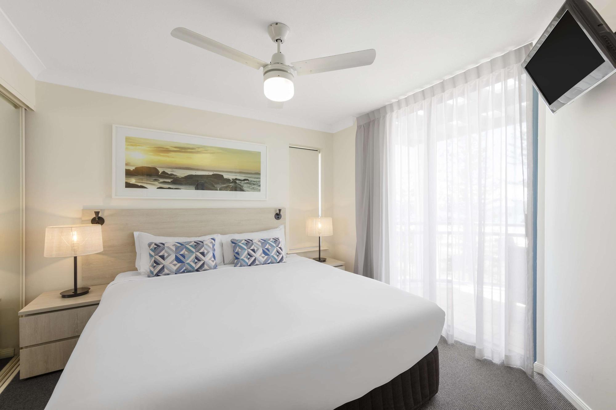 Oaks Gold Coast Calypso Plaza Suites ภายนอก รูปภาพ