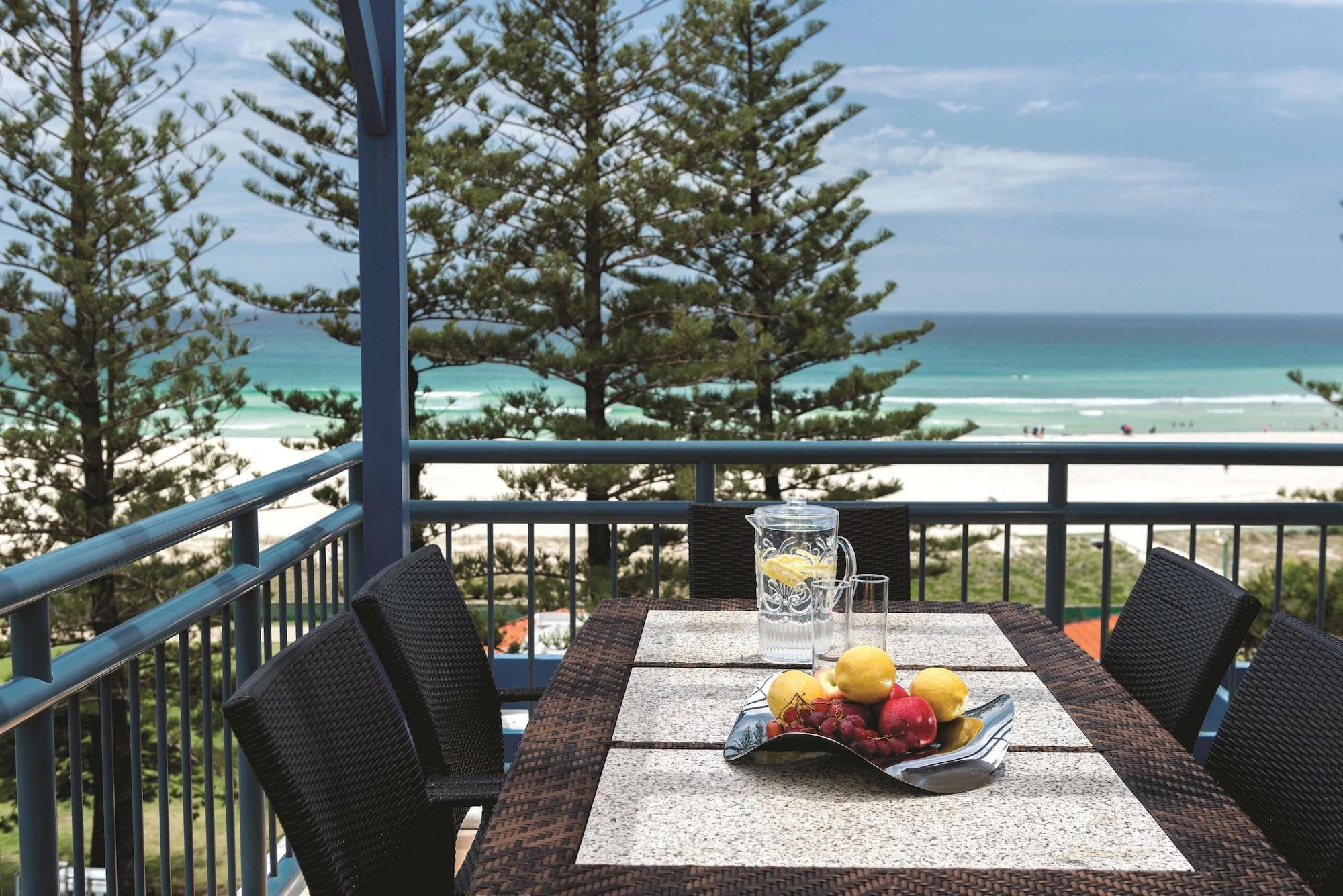 Oaks Gold Coast Calypso Plaza Suites ภายนอก รูปภาพ