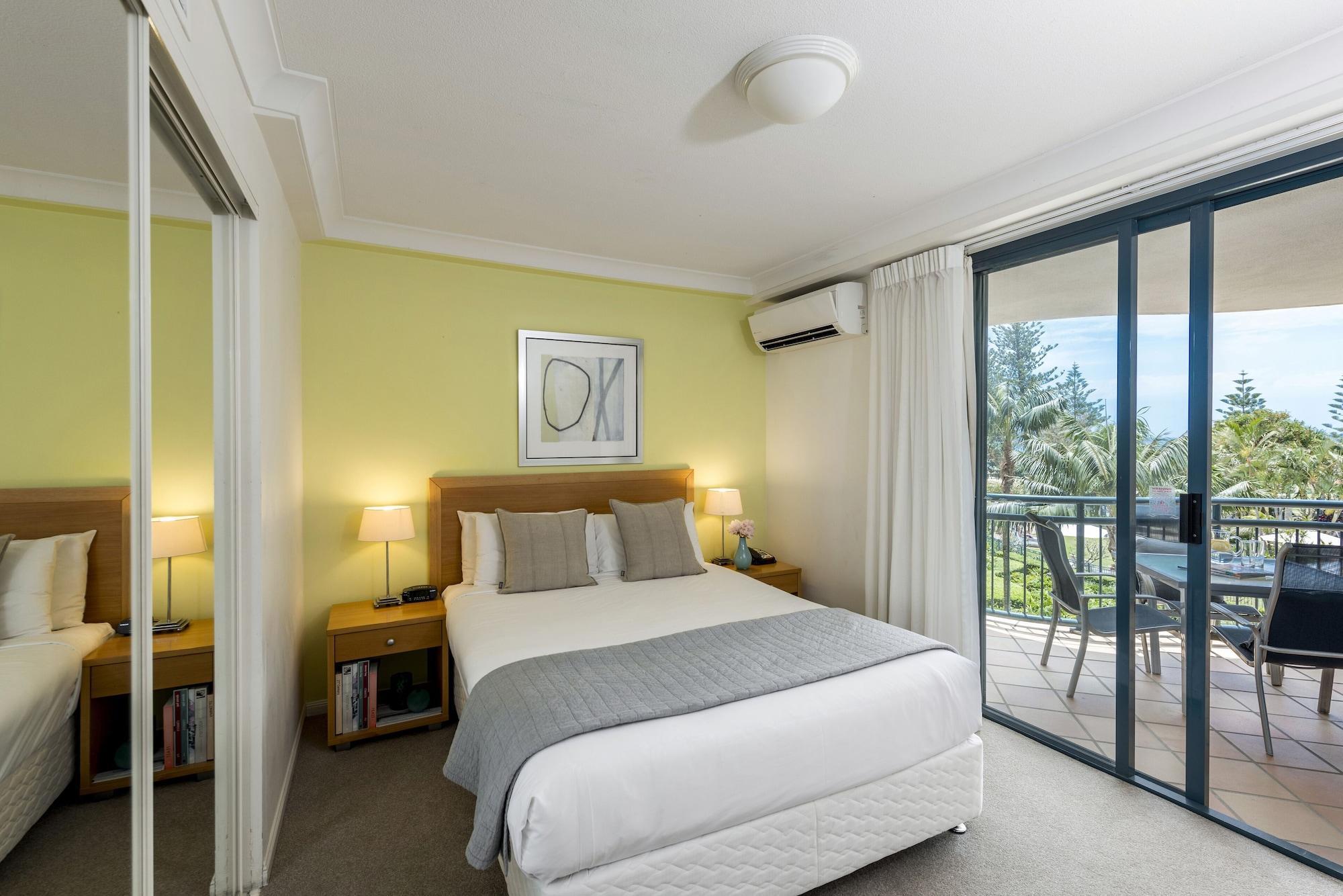 Oaks Gold Coast Calypso Plaza Suites ภายนอก รูปภาพ
