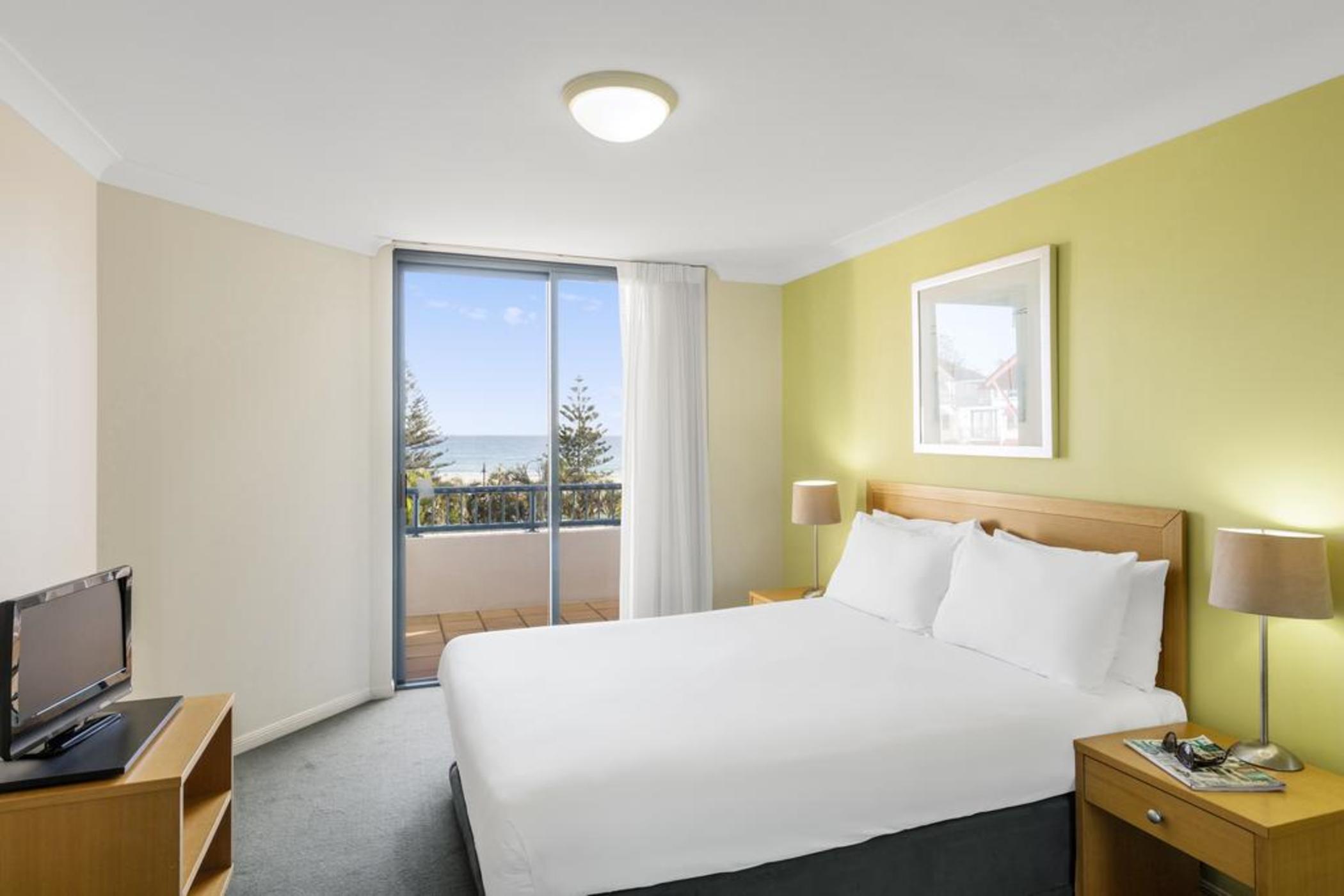 Oaks Gold Coast Calypso Plaza Suites ภายนอก รูปภาพ