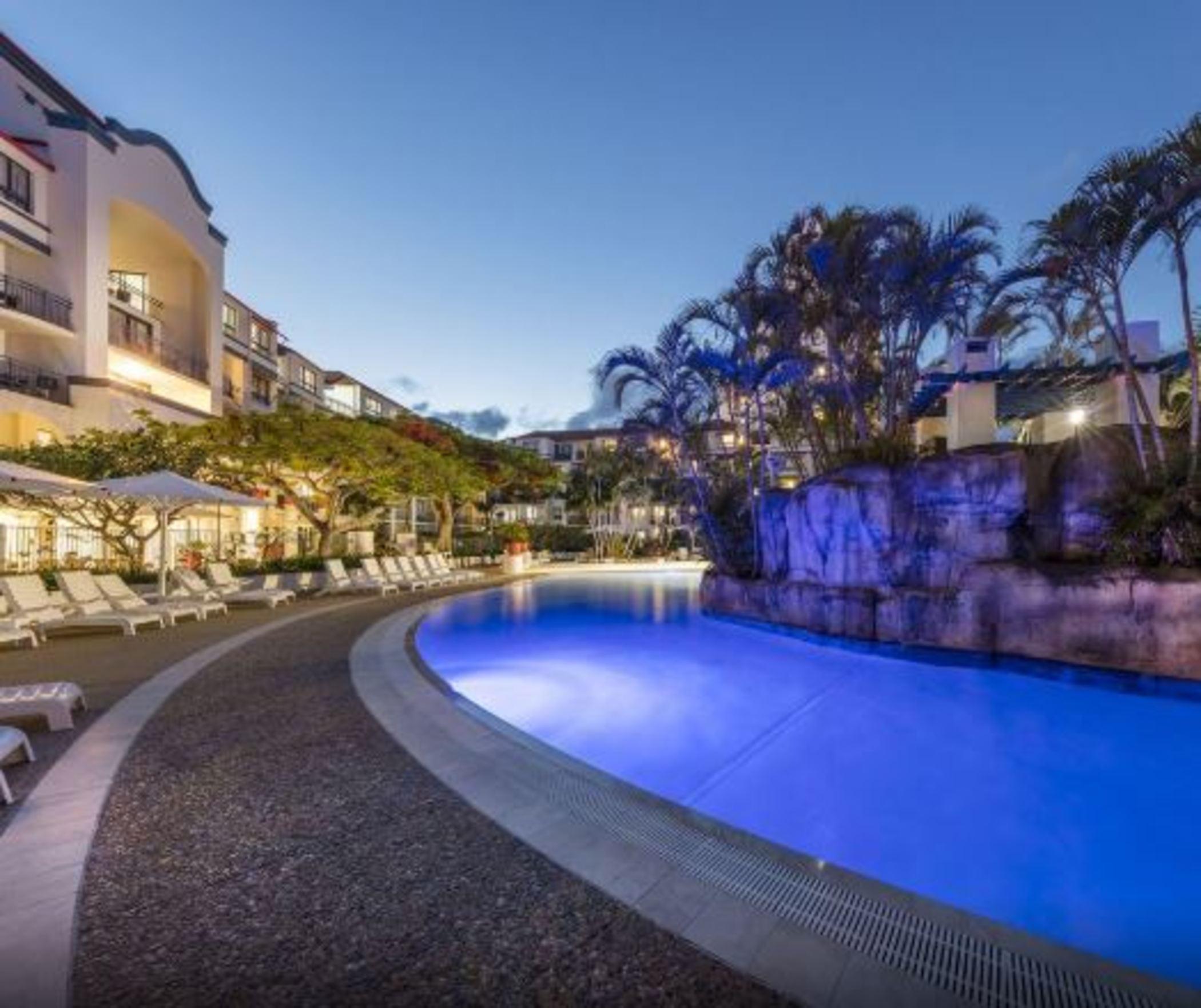 Oaks Gold Coast Calypso Plaza Suites ภายนอก รูปภาพ